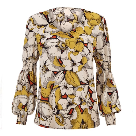 CAbi Tops - Sequel Blouse Med CAbi Fall 2020 #3954